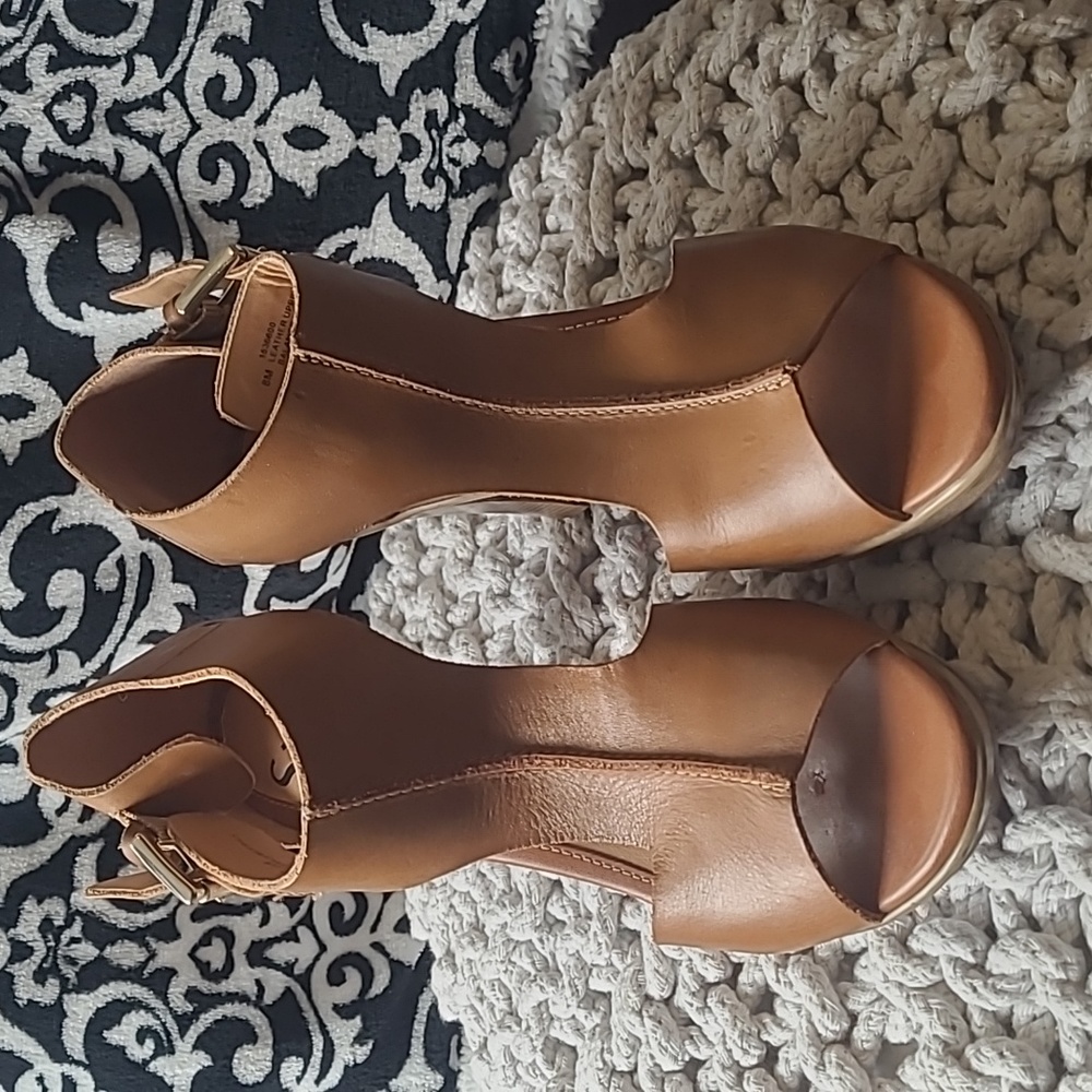Smart casual shoes